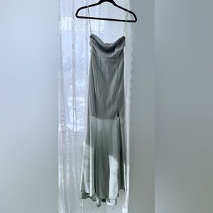 Selfie Leslie Sage Green Strapless Sparkle Midi Dress | Size Small | NWT